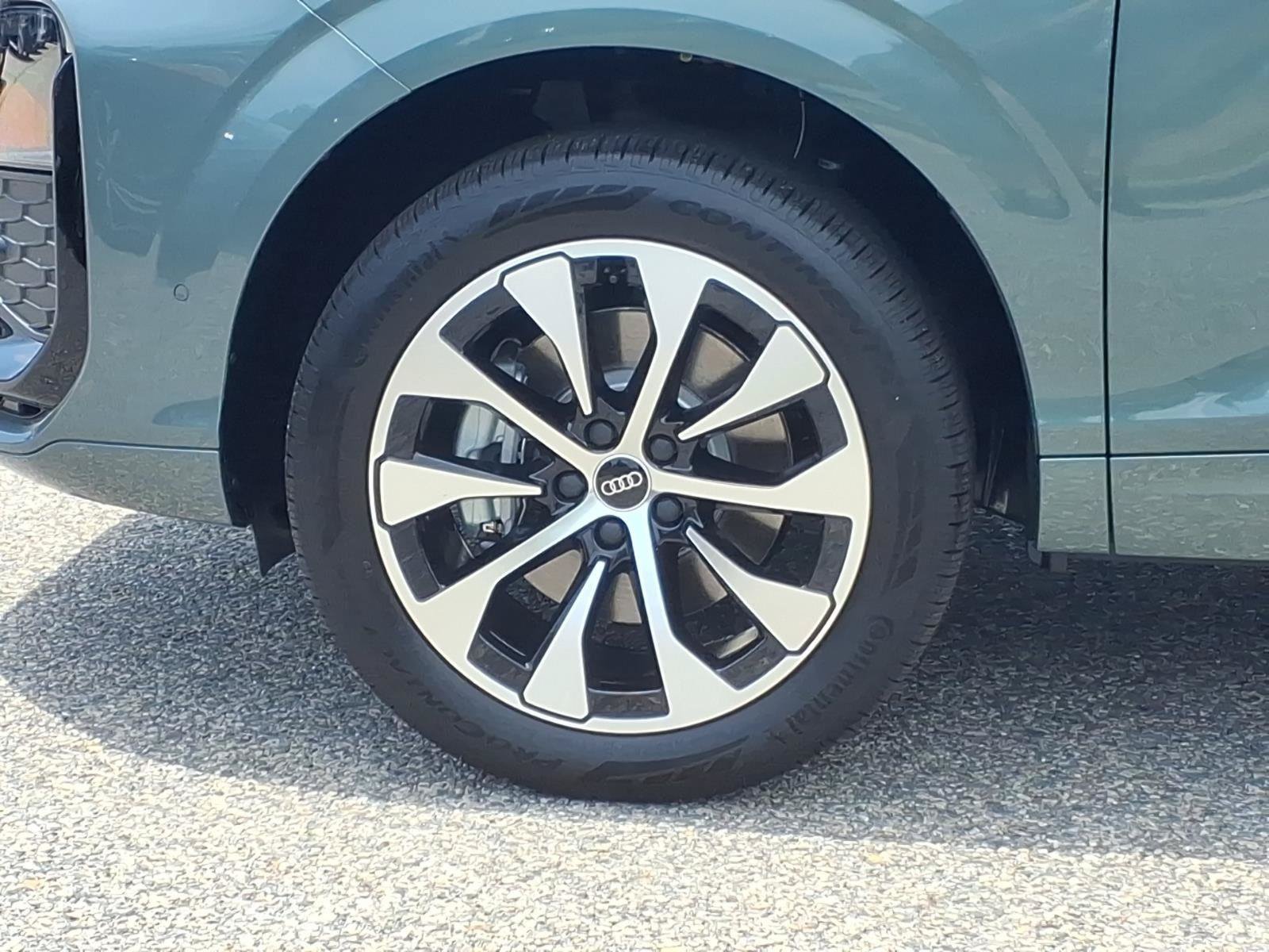 New 2026 Audi Q3 quattro 2.0T AWD/4WD image 10