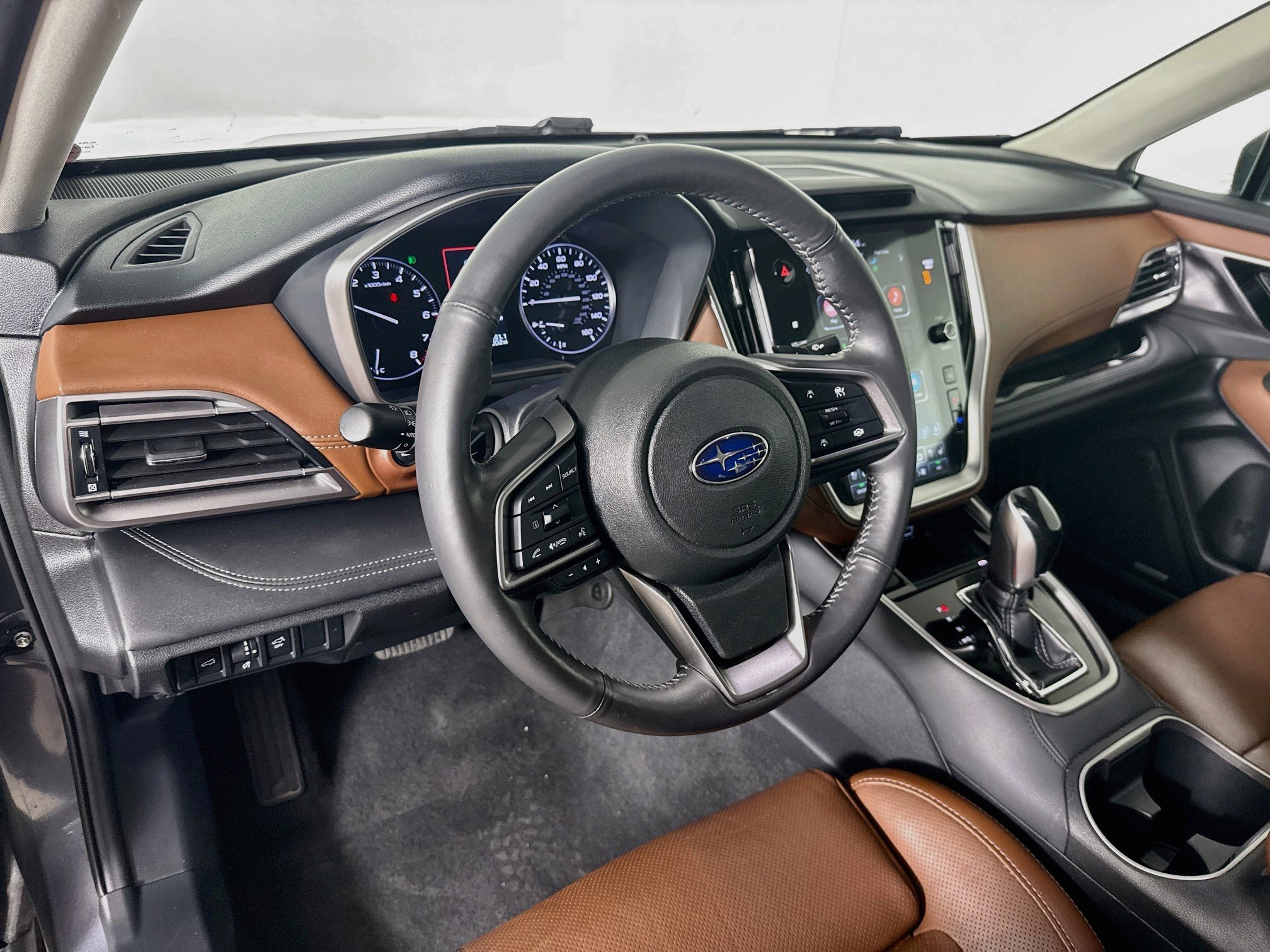 Used 2024 Subaru Outback Touring AWD/4WD image 8