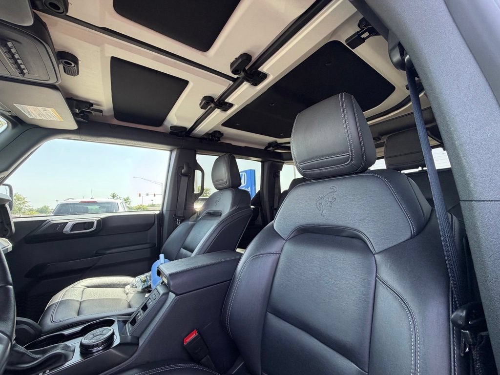 Used 2025 Ford Bronco Badlands AWD/4WD image 16