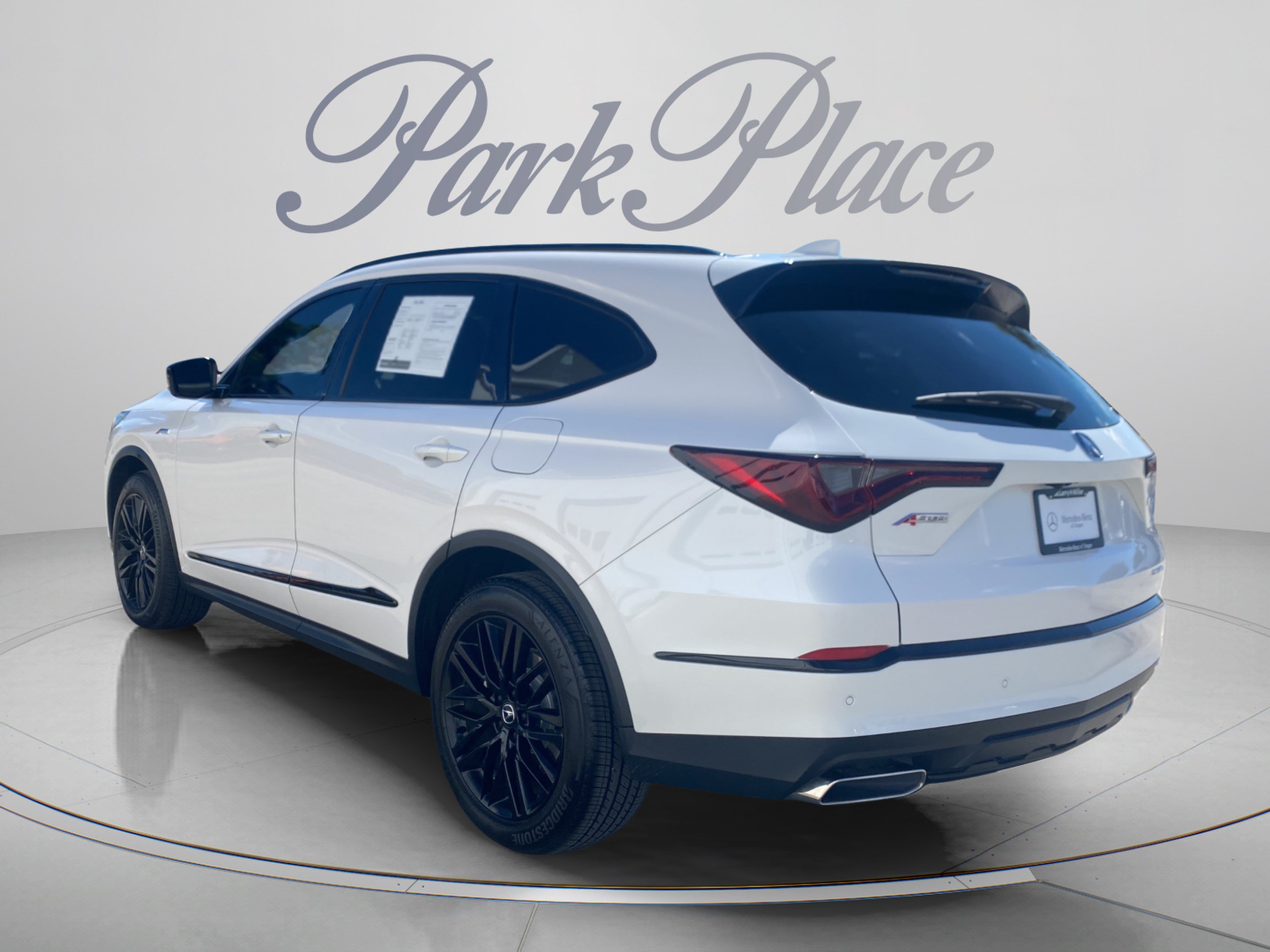 Used 2026 Acura MDX A-Spec w/ Advance Package AWD/4WD image 3