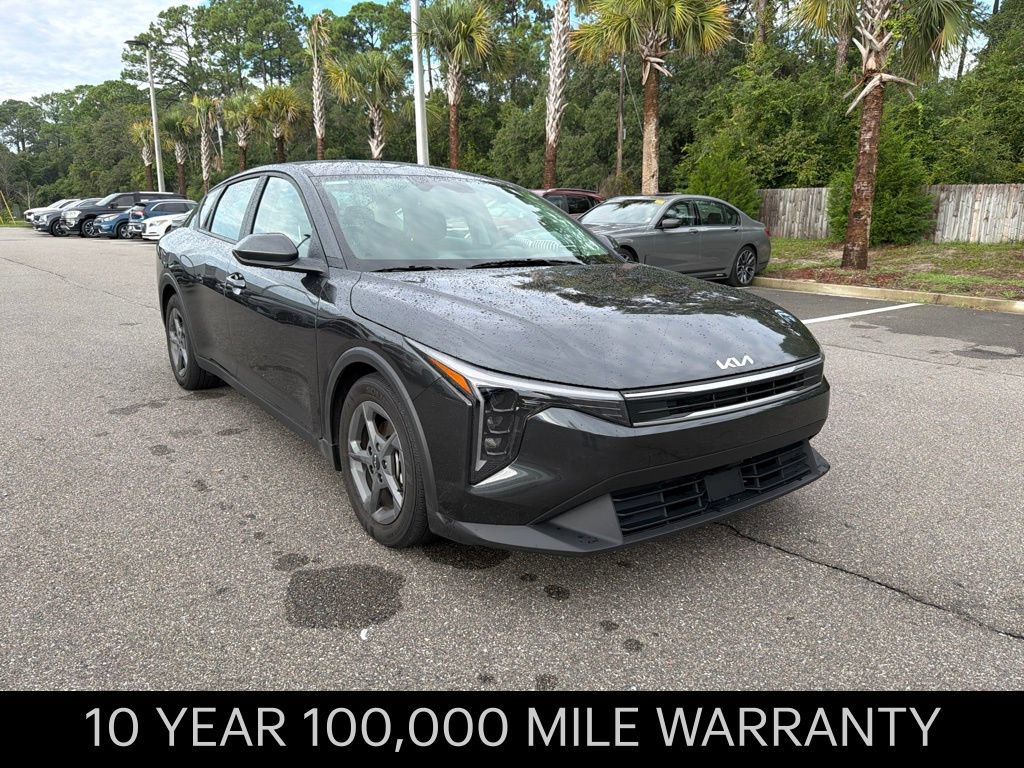Certified 2025 Kia K4