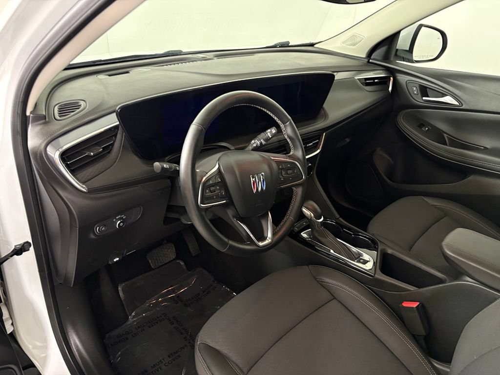 Certified 2024 Buick Encore GX Preferred w/ Comfort Package FWD image 20