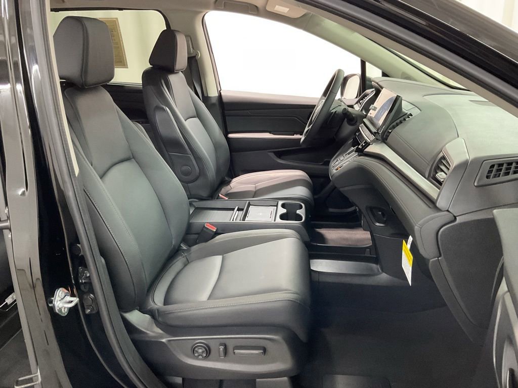 Certified 2026 Honda Odyssey EX-L image 30