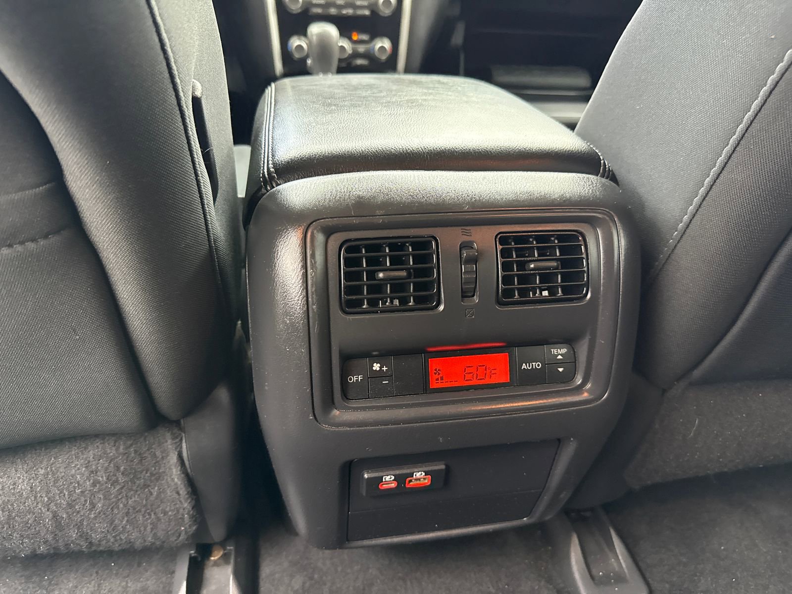 Used 2019 Nissan Pathfinder SV FWD image 37