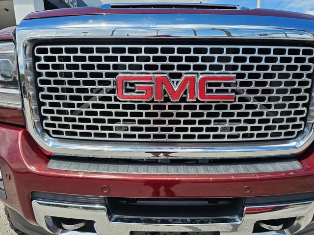 Used 2017 GMC Sierra 2500 Denali w/ Duramax Plus Package image 8