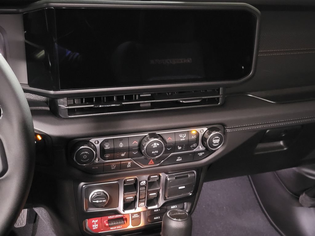 New 2026 Jeep Gladiator Mojave AWD/4WD image 8