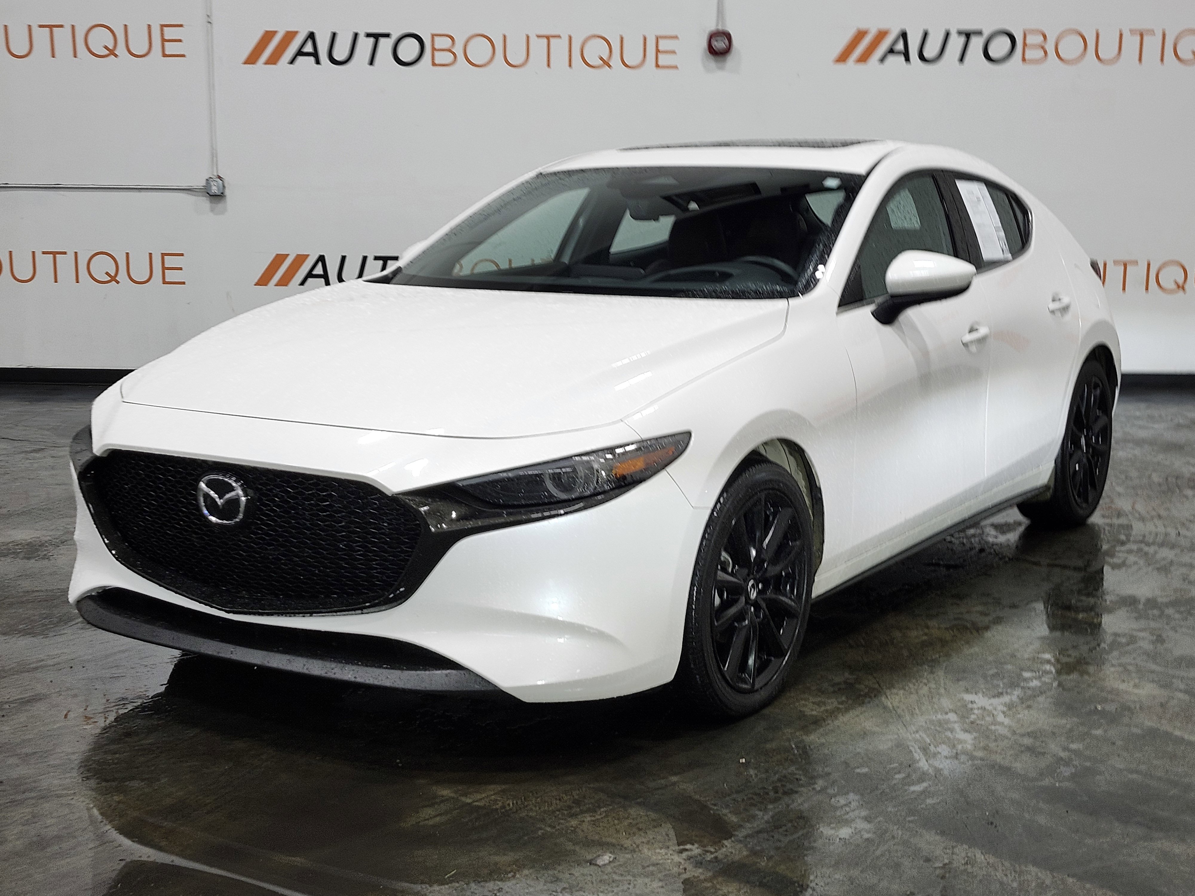 Used 2025 MAZDA MAZDA3 2.5 S Hatchback w/ Premium Pkg image 6