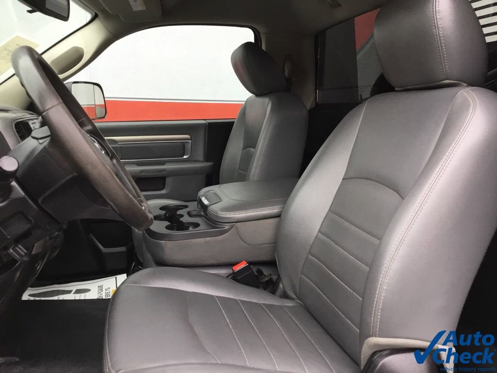Used 2016 RAM 5500 Tradesman w/ Power & Remote Entry Group AWD/4WD image 38