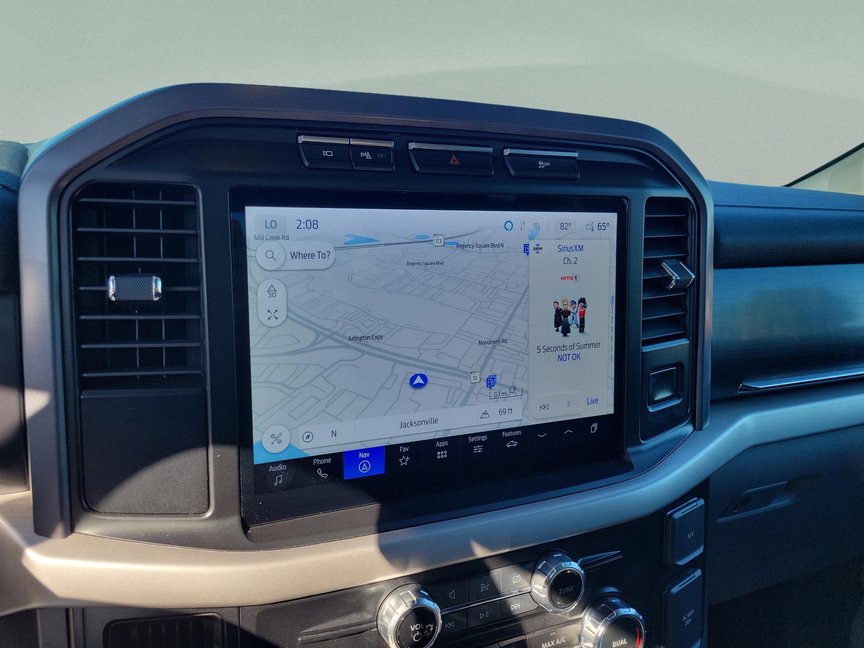 Certified 2023 Ford F150 Lightning XLT image 17