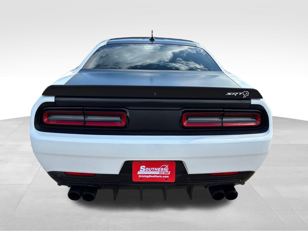 Used 2022 Dodge Challenger SRT Hellcat w/ Plus Package RWD image 4