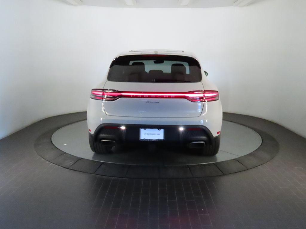 New 2026 Porsche Macan AWD/4WD image 6