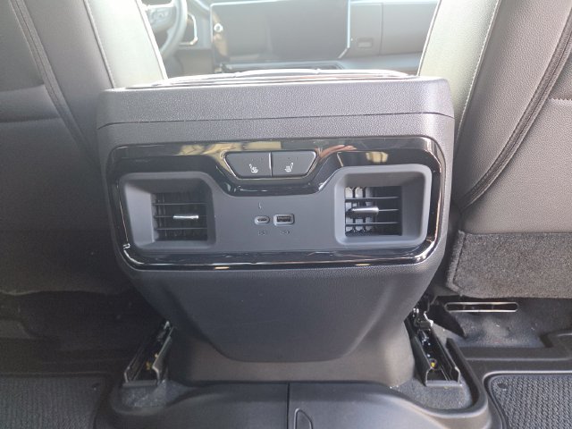 New 2026 GMC Sierra 1500 AT4 w/ AT4 Premium Package AWD/4WD image 28