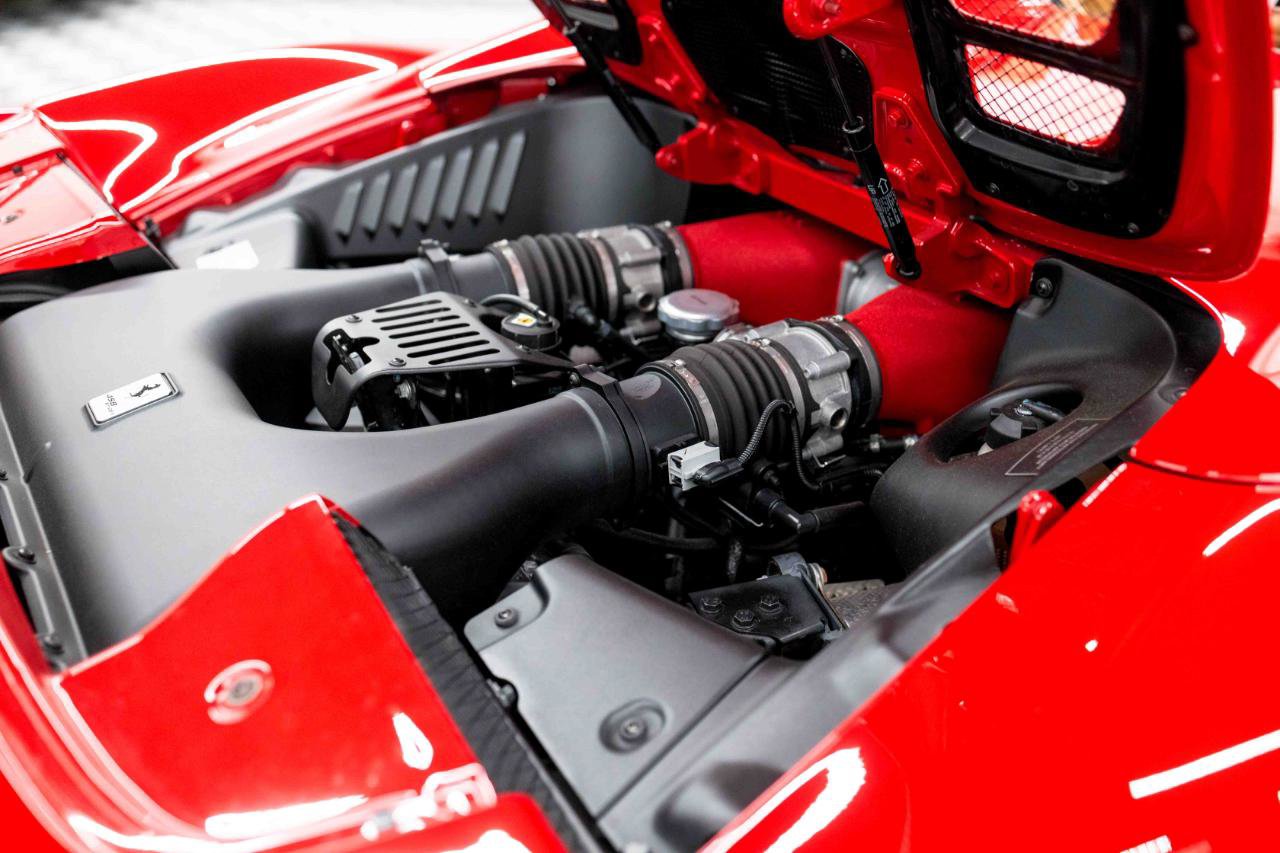 Used 2013 Ferrari 458 Spider RWD image 87