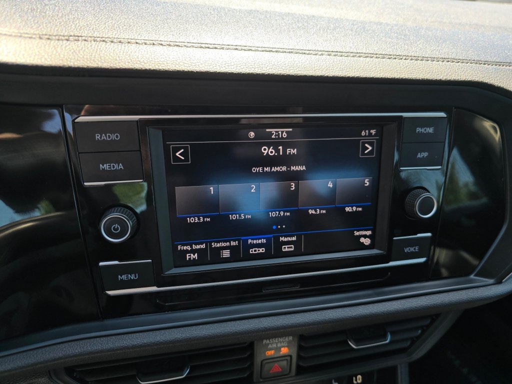 Used 2024 Volkswagen Jetta SE FWD image 25