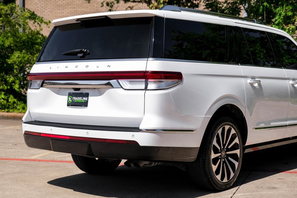 Used 2023 Lincoln Navigator L Reserve image 12