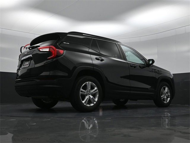 Used 2022 GMC Terrain SLE w/ Driver Convenience Package image 29