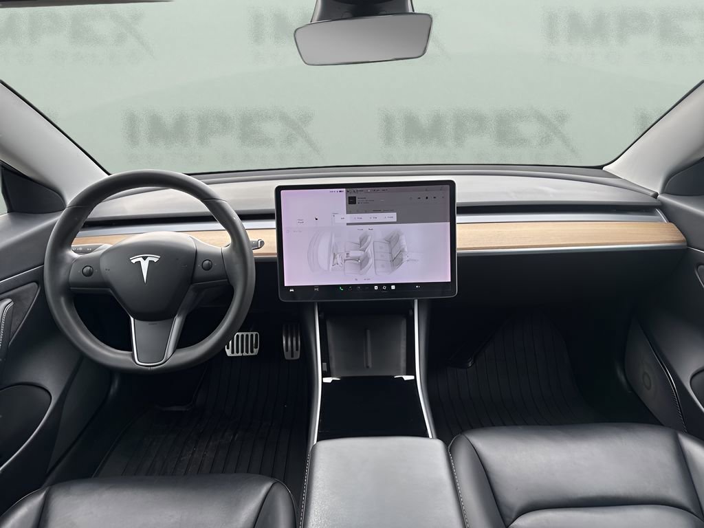 Used 2020 Tesla Model 3 Standard Range Plus image 14