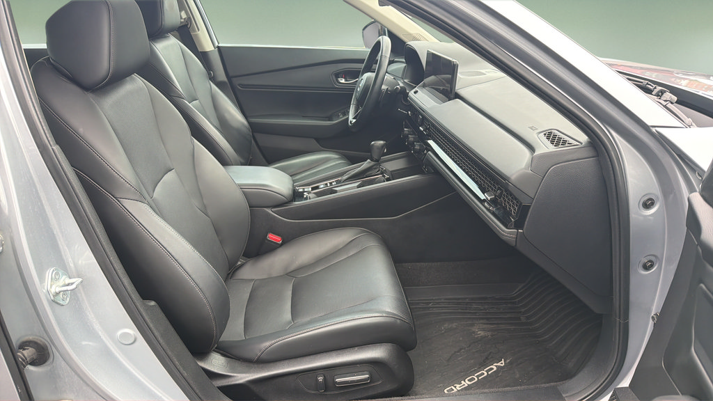 Used 2023 Honda Accord EX-L image 11