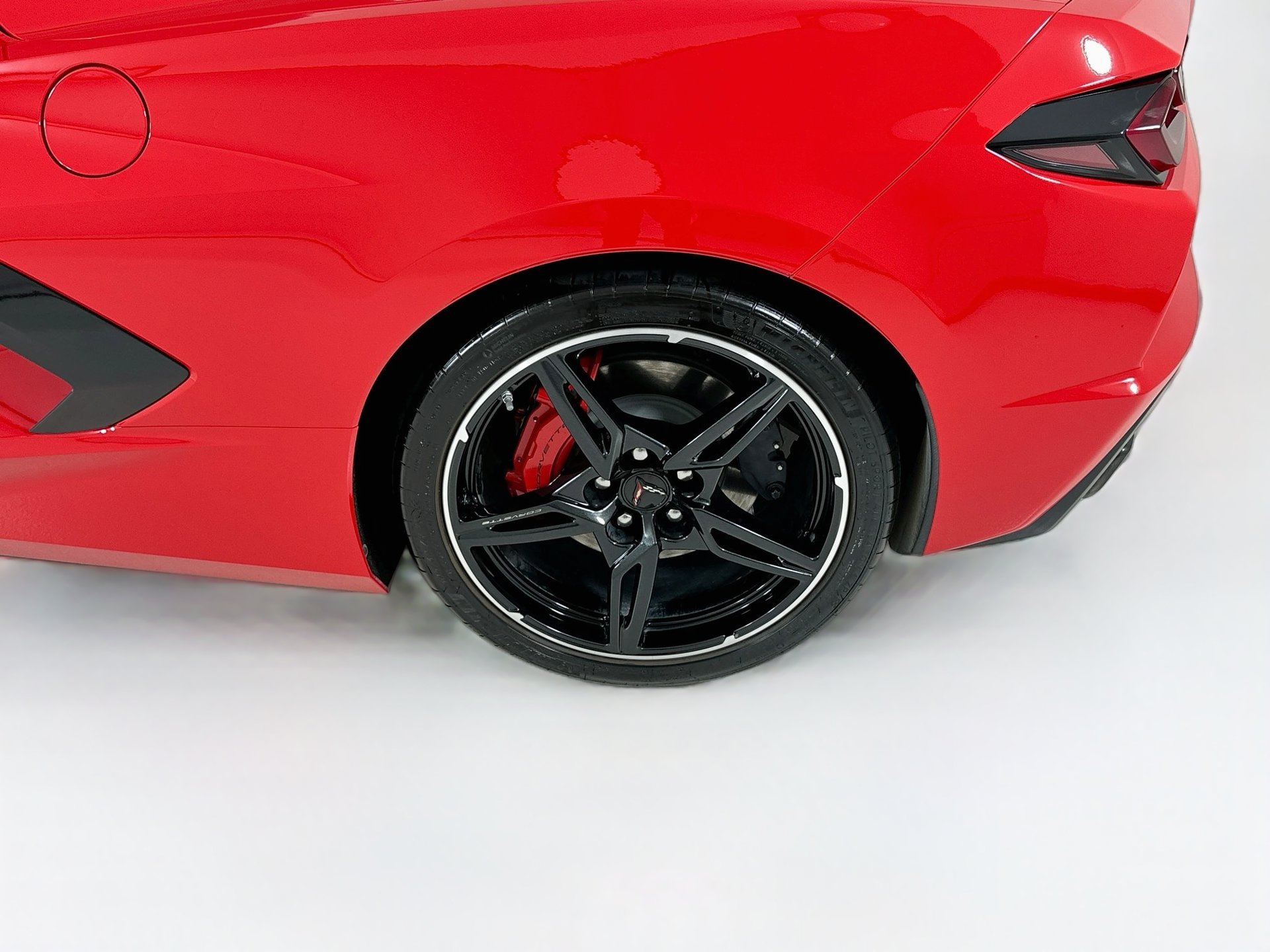 Used 2023 Chevrolet Corvette Stingray Coupe w/ 1LT RWD image 29