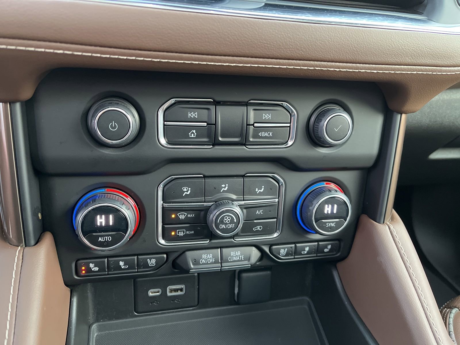 Certified 2023 Chevrolet Tahoe High Country w/ LPO, Illumination Package image 41