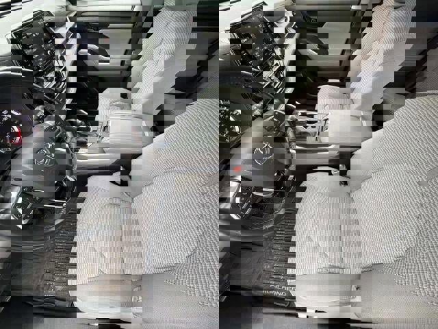 Used 2021 Toyota Highlander LE image 38