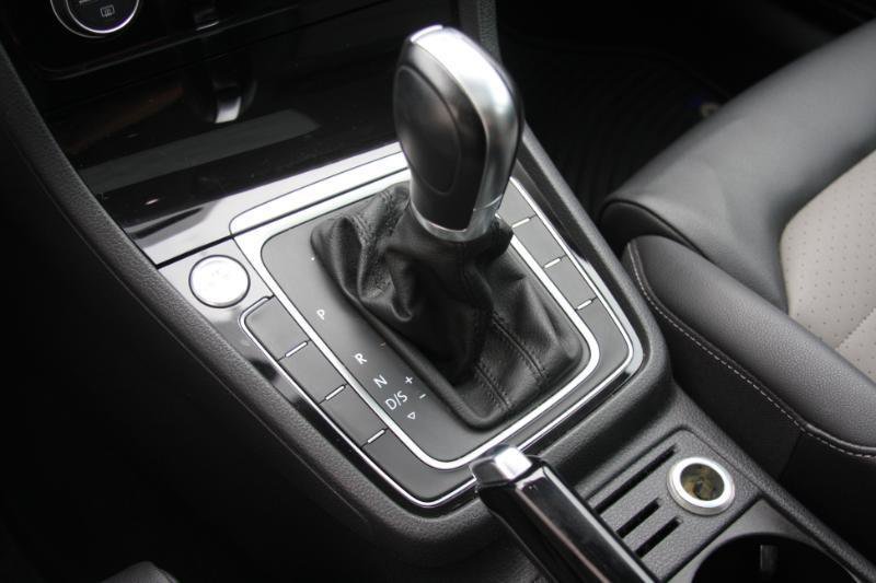 Used 2015 Volkswagen Golf TDI SEL FWD image 37