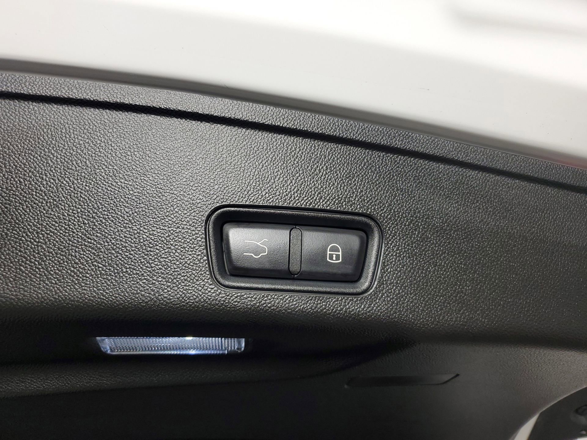 Used 2024 Maserati Grecale GT image 20