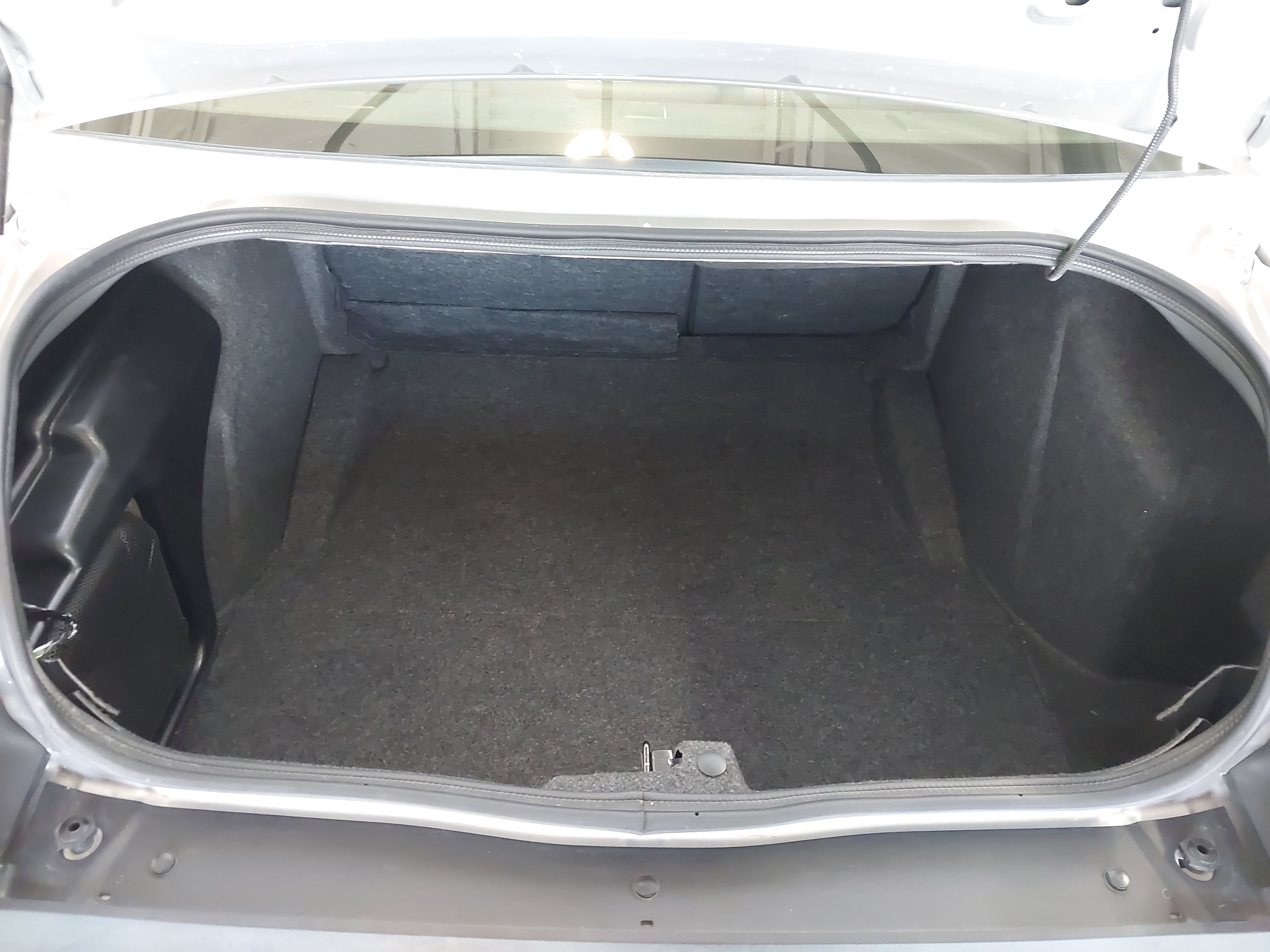 Used 2008 Dodge Challenger SRT8 RWD image 27