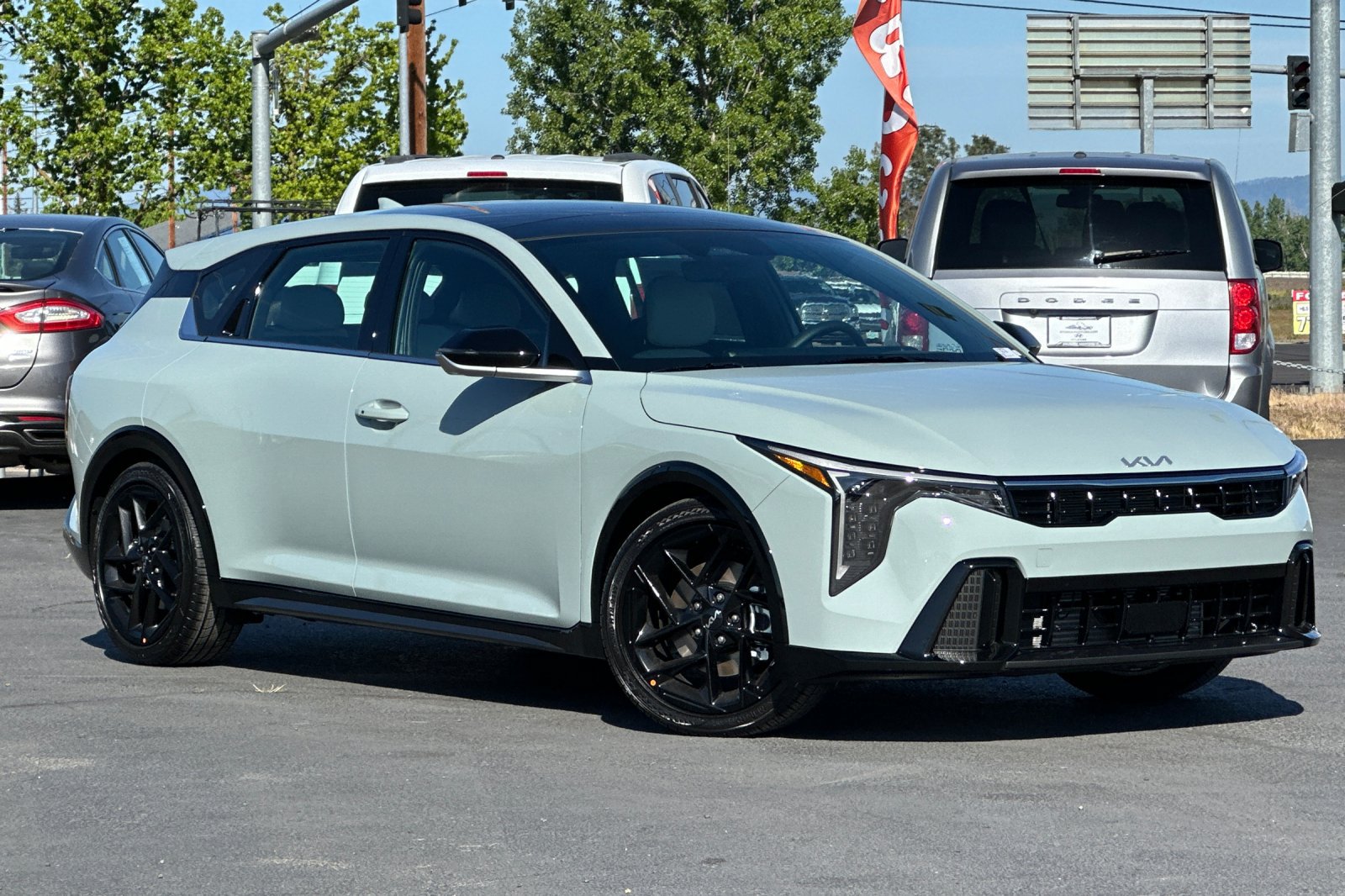 Certified 2026 Kia K4 GT-Line Turbo FWD image 2