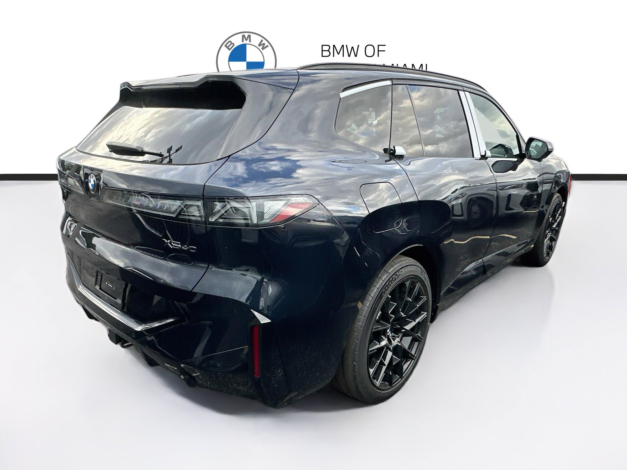 New 2027 BMW X5 xDrive40i w/ M Sport Professional Package AWD/4WD image 6