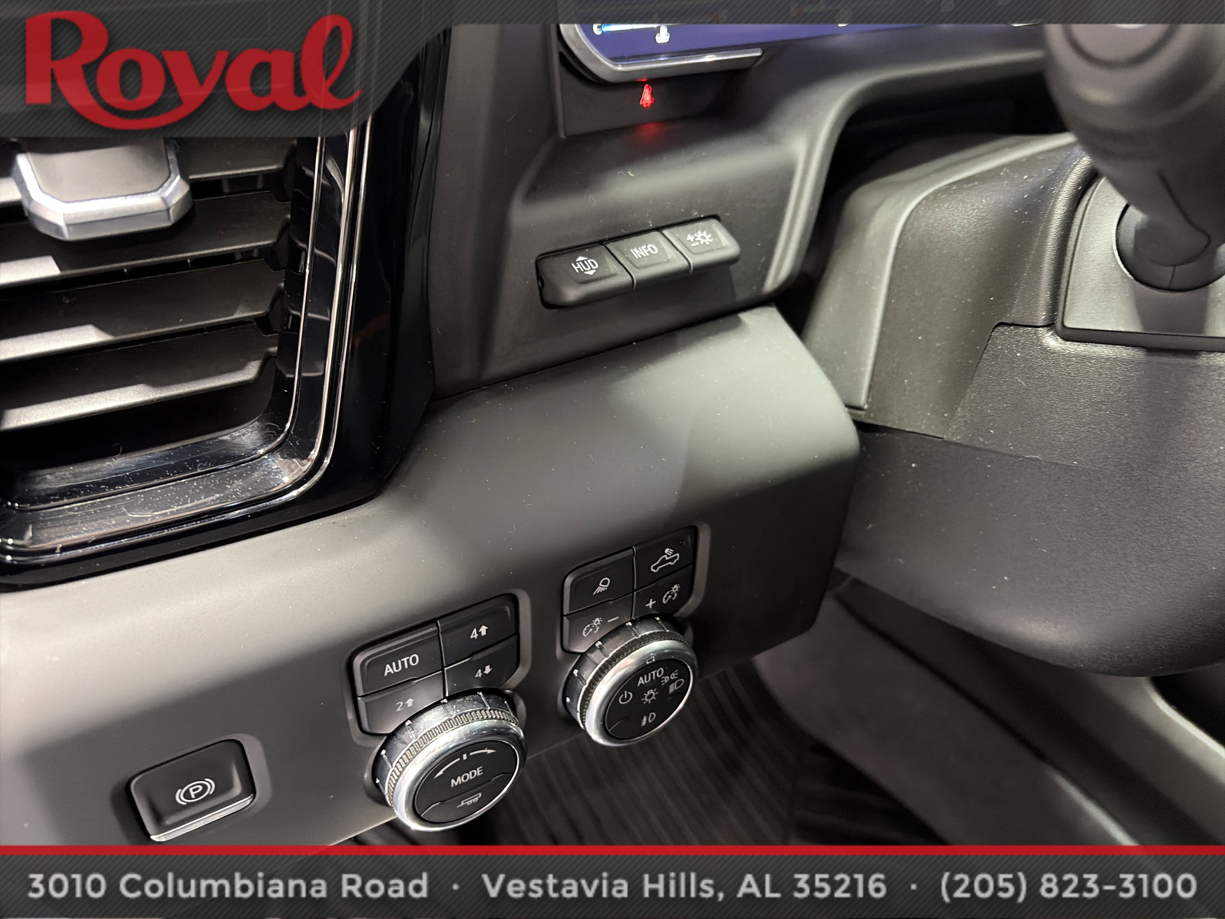 Used 2024 GMC Sierra 3500 AT4 w/ AT4 Premium Plus Package image 30