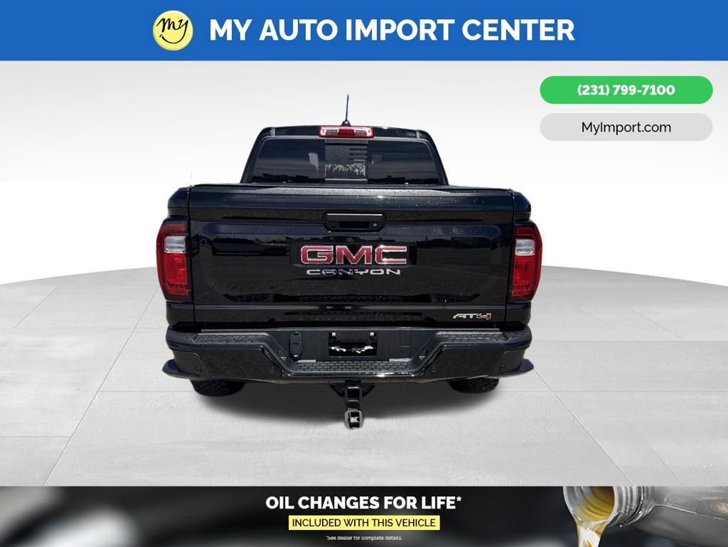 Used 2025 GMC Canyon AT4 w/ AT4 Premium Package AWD/4WD image 6