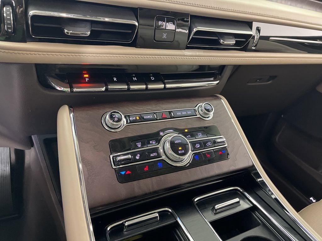 Used 2021 Lincoln Aviator Grand Touring w/ Elements Package Plus image 33