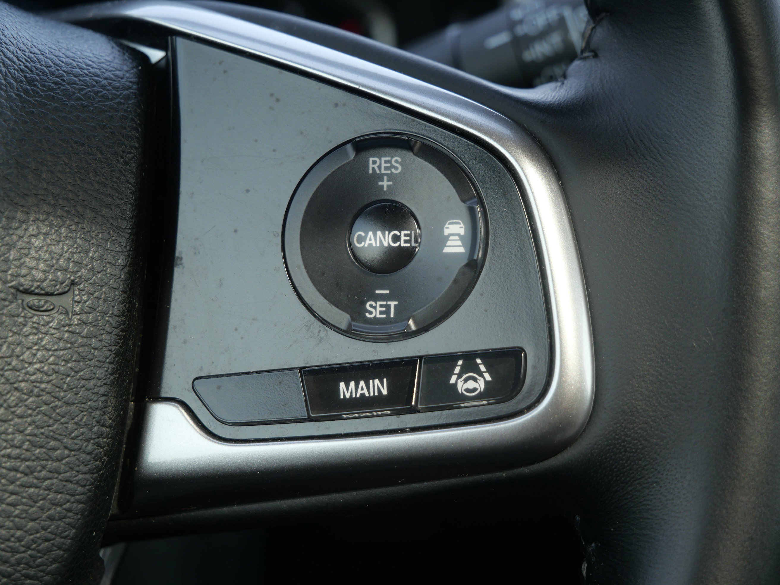 Used 2018 Honda CR-V Touring image 28