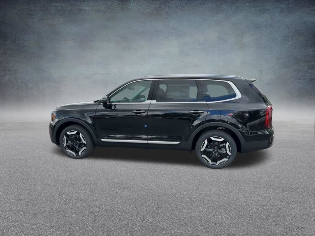 Used 2025 Kia Telluride S image 14