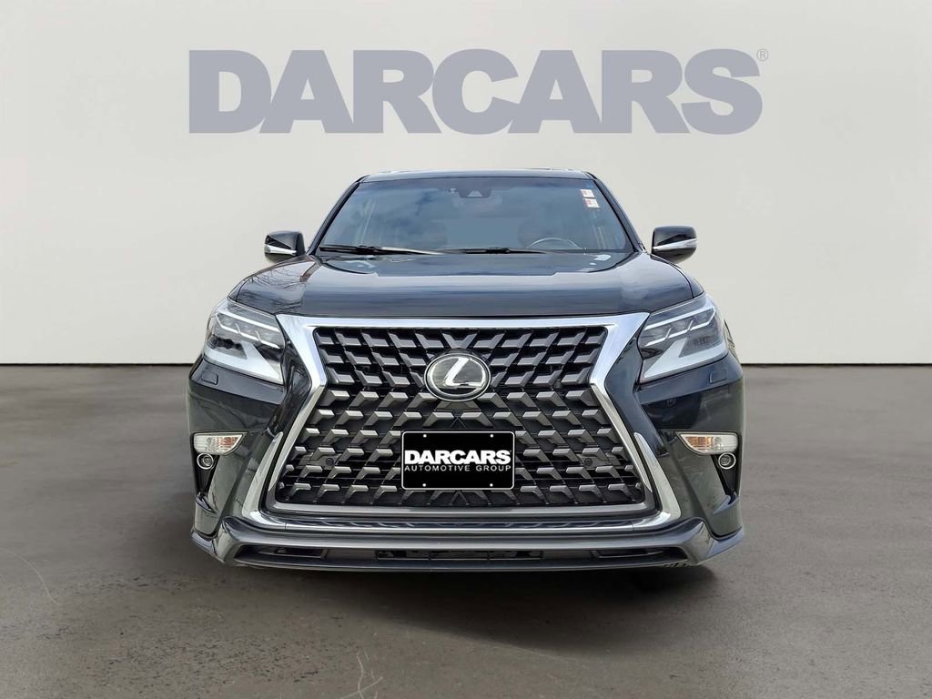 Used 2023 Lexus GX 460 Premium w/ Accessory Package image 2