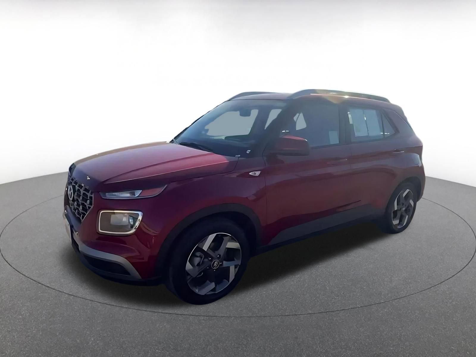 Used 2025 Hyundai Venue SEL image 8
