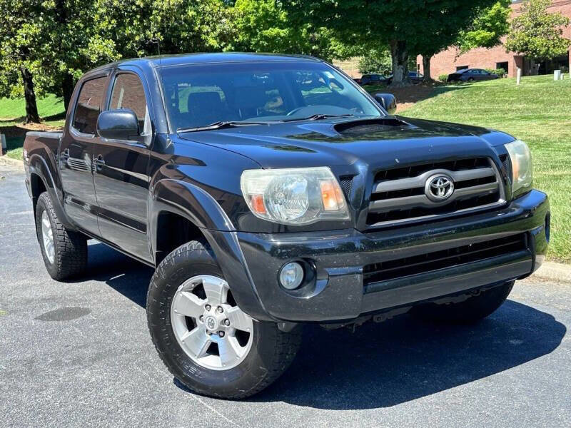 Used 2010 Toyota Tacoma PreRunner w/ TRD Sport Pkg RWD image 2