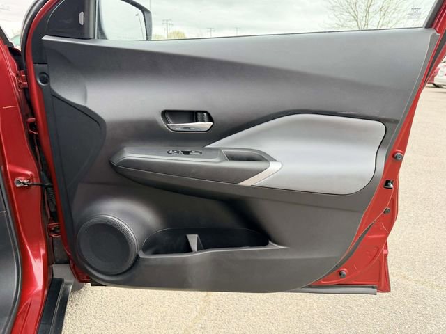 Used 2023 Nissan Kicks SR w/ SR Premium Package FWD image 8