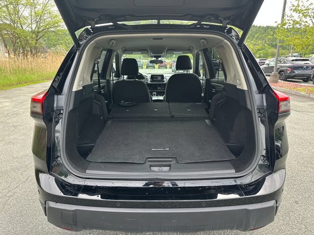 Used 2024 Nissan Rogue SV AWD/4WD image 21