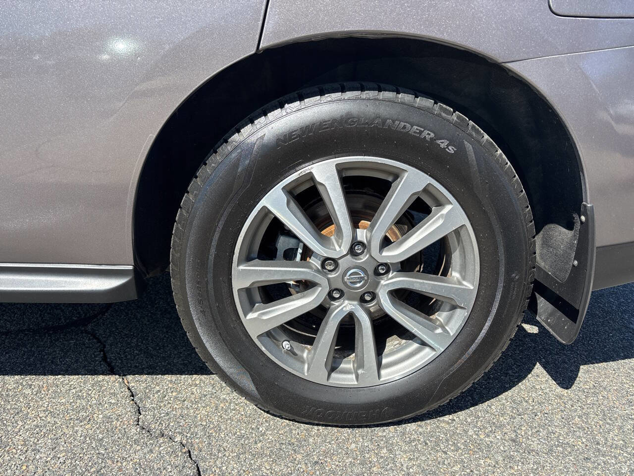 Used 2013 Nissan Pathfinder S AWD/4WD image 5