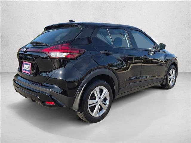 Used 2023 Nissan Kicks S FWD image 5