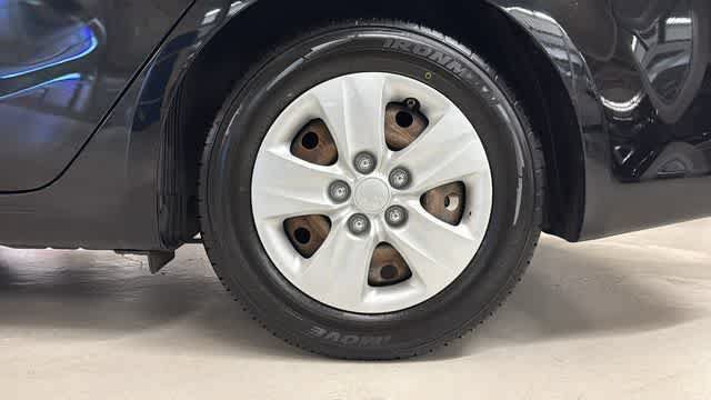 Used 2017 Kia Forte LX w/ LX Popular Package FWD image 9