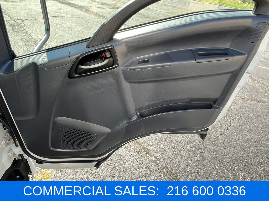Used 2024 Isuzu NPR RWD image 26