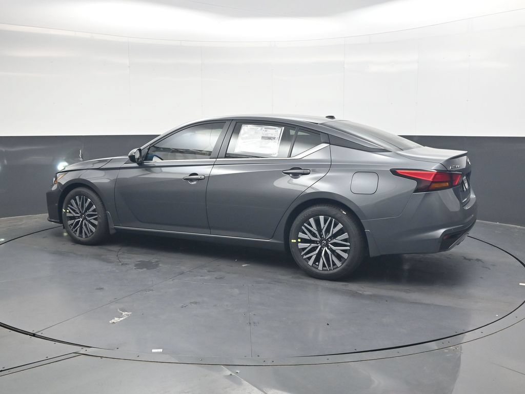 New 2026 Nissan Altima 2.5 SV FWD image 8
