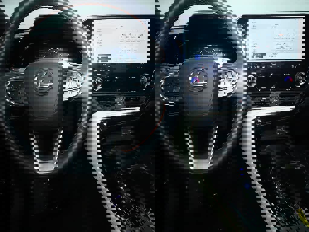 Used 2023 Lexus NX 350 AWD image 28