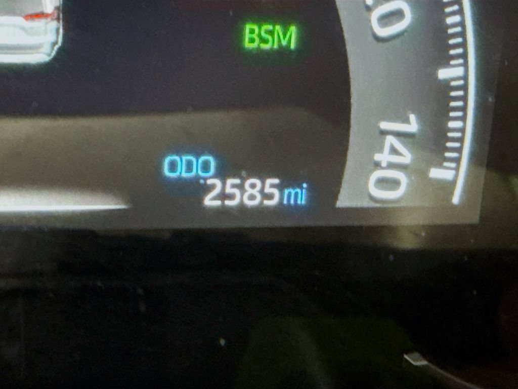 Certified 2025 Toyota RAV4 XLE AWD/4WD image 5