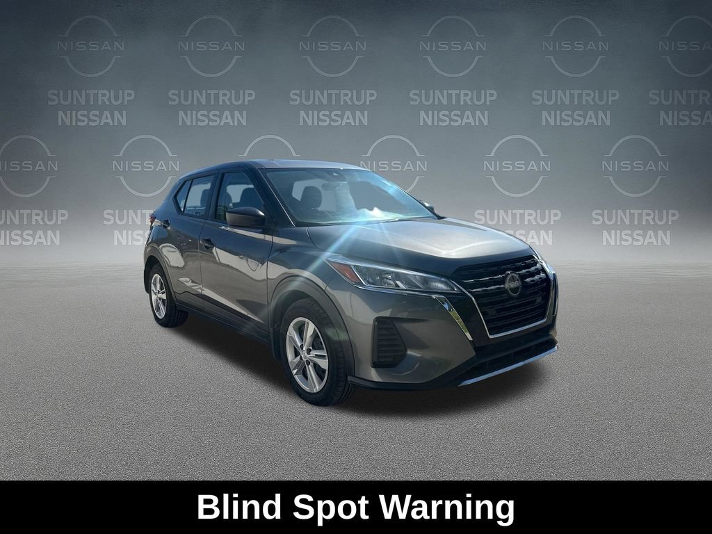 Used 2024 Nissan Kicks S FWD image 9