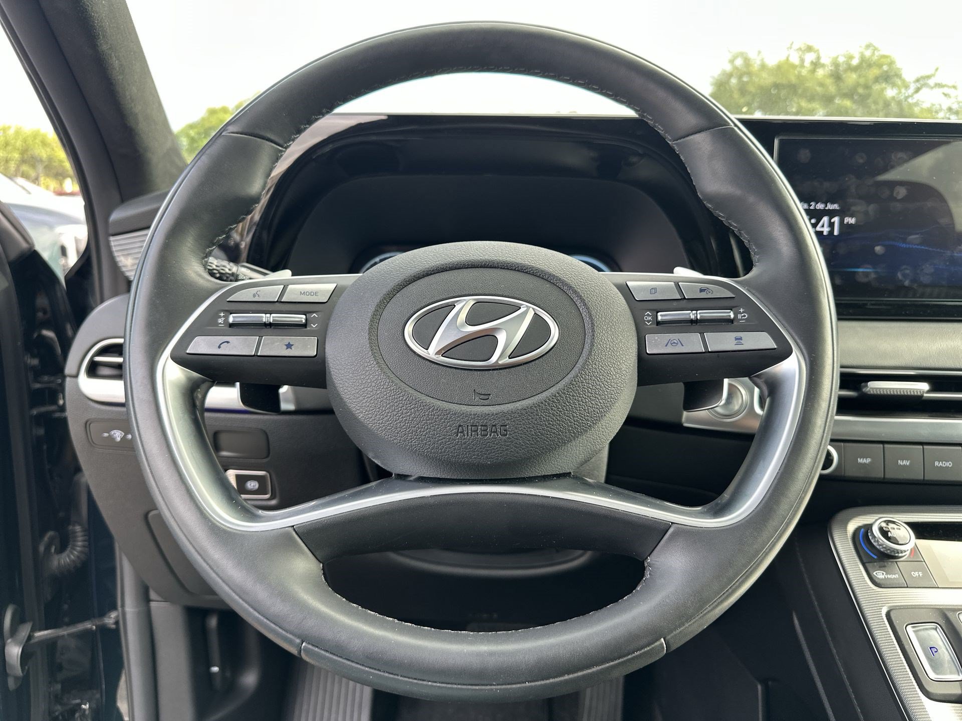 Used 2025 Hyundai Palisade Calligraphy FWD image 11