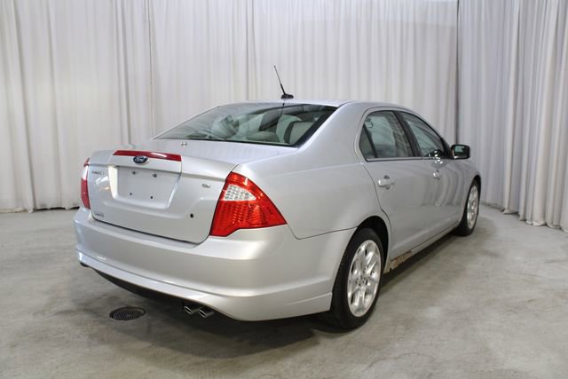 Used 2011 Ford Fusion SE FWD image 23